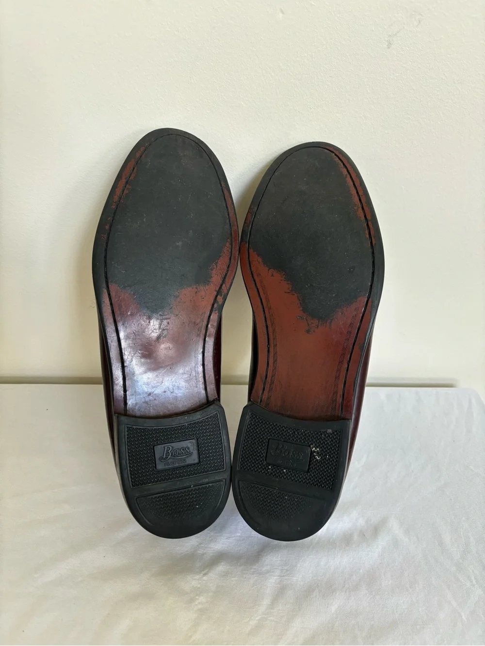 GH Bass Tassel Loafers burgundy wine Size 10 D Mens Leather